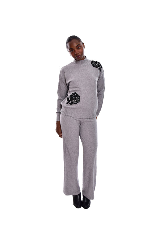 CONJUNTO DE PUNTO FLORES-GRIS