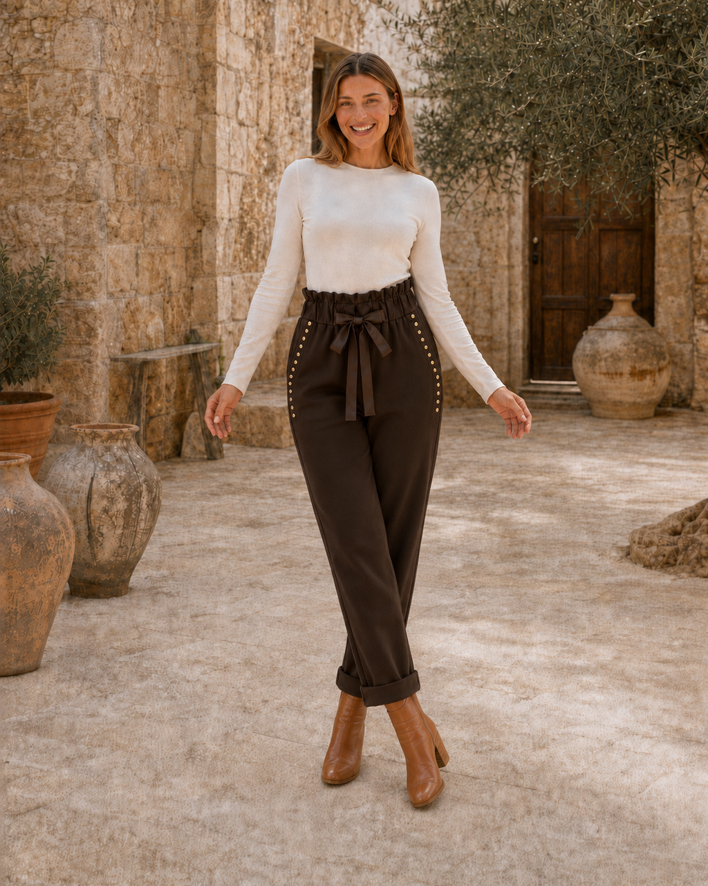 PANTALÓN ALGODÓN TACHUELAS-MARRÓN