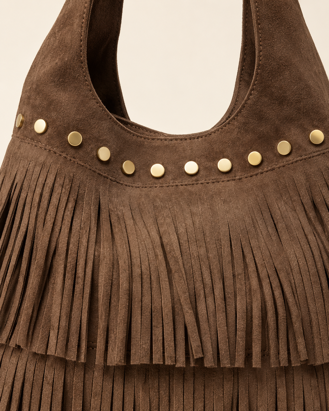 BOLSO SERRAJE-FLECOS Y TACHUELAS/MARRÓN
