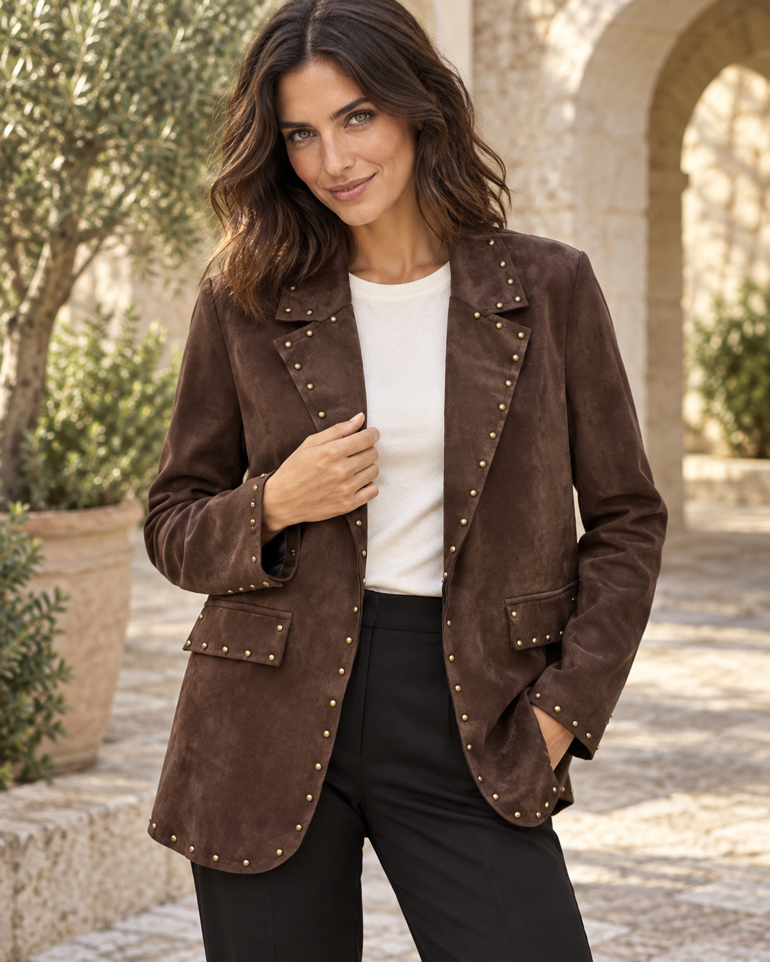 BLAZER ANTELINA TACHUELAS- MARRÓN