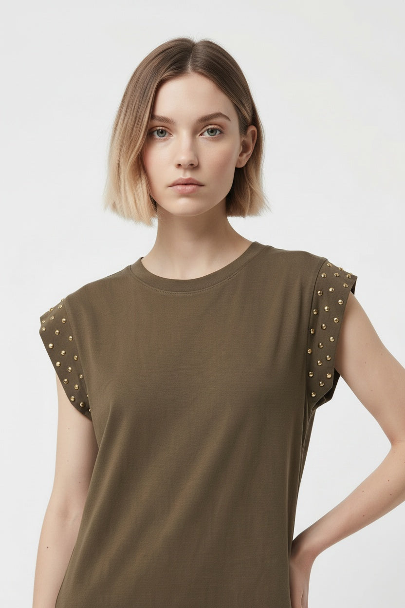VESTIDO DE ALGODÓN TACHUELAS MARRÓN