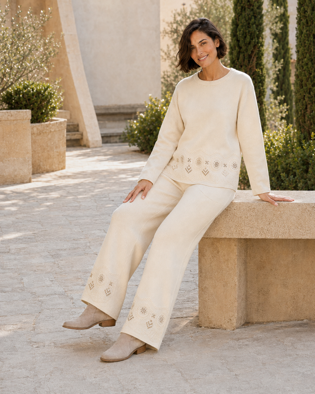 CONJUNTO DE PUNTO-BEIGE