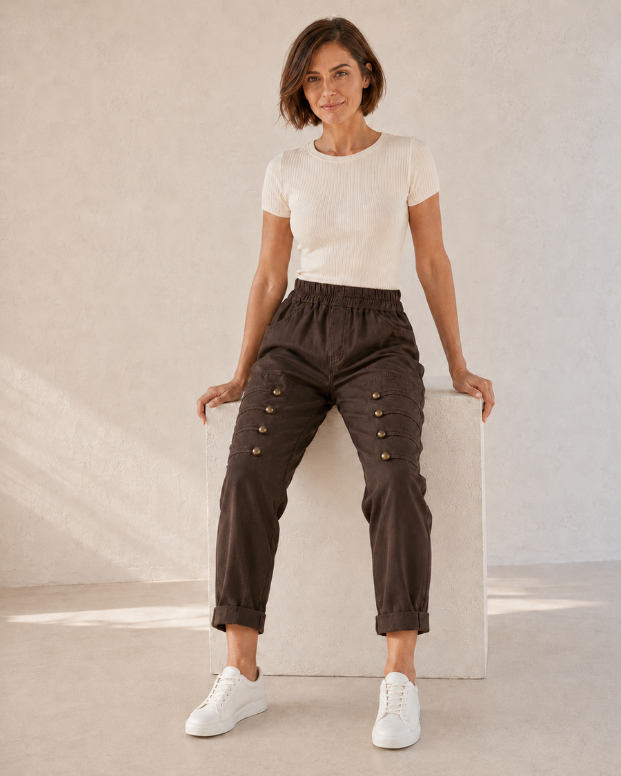 PANTALÓN BOTONES B-MARRÓN