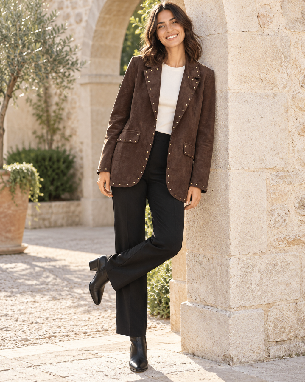 BLAZER ANTELINA TACHUELAS- MARRÓN