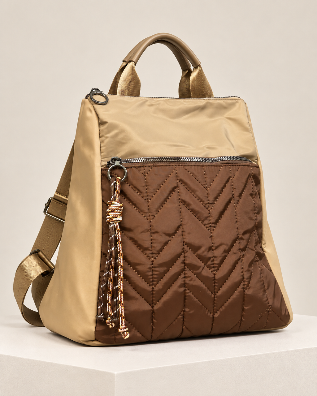 MOCHILA ACOLCHADA COMB- BEIGE