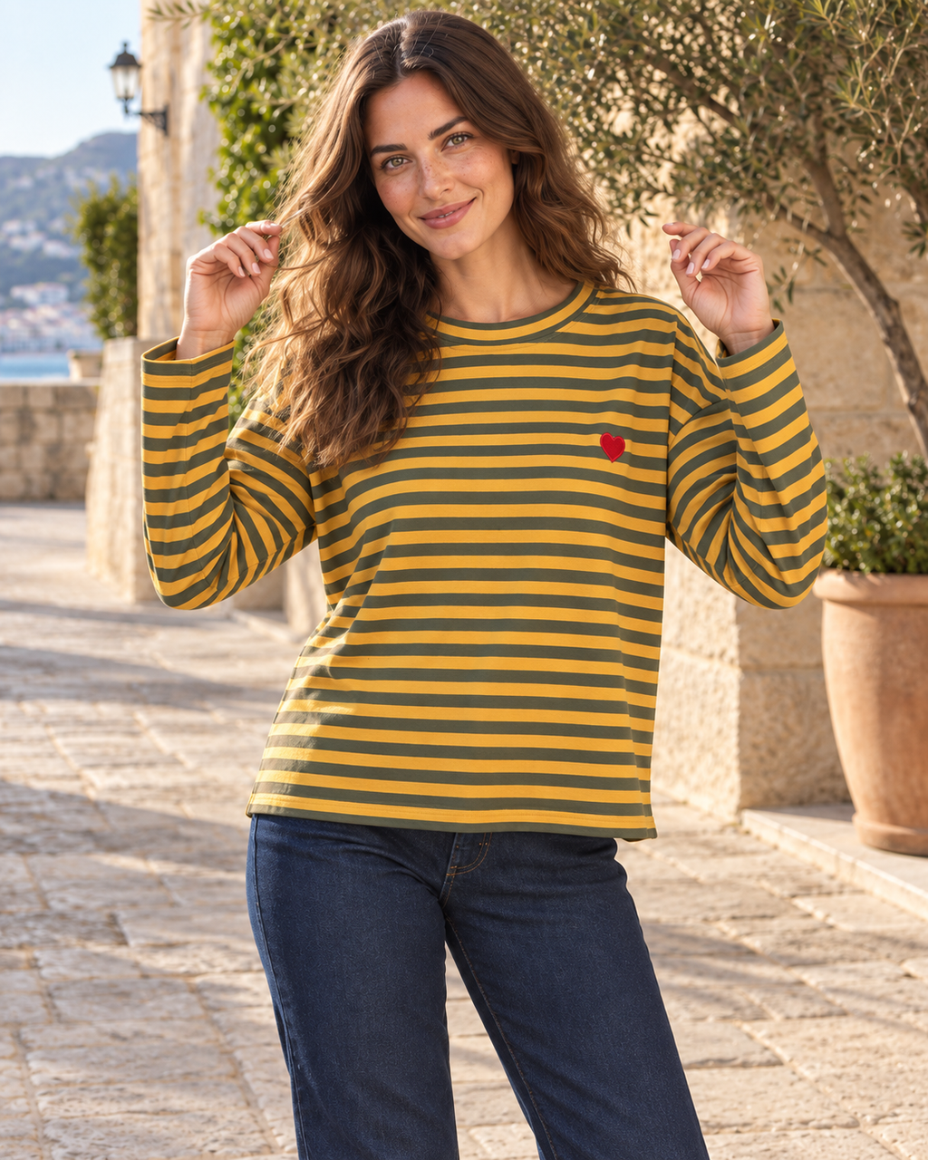 SUDADERA RAYAS CORAZÓN- VERDE