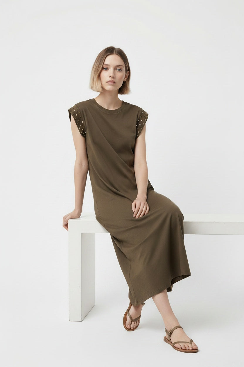 VESTIDO DE ALGODÓN TACHUELAS MARRÓN