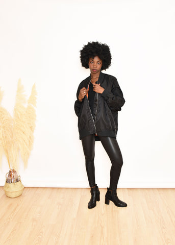 BOMBER NEGRA