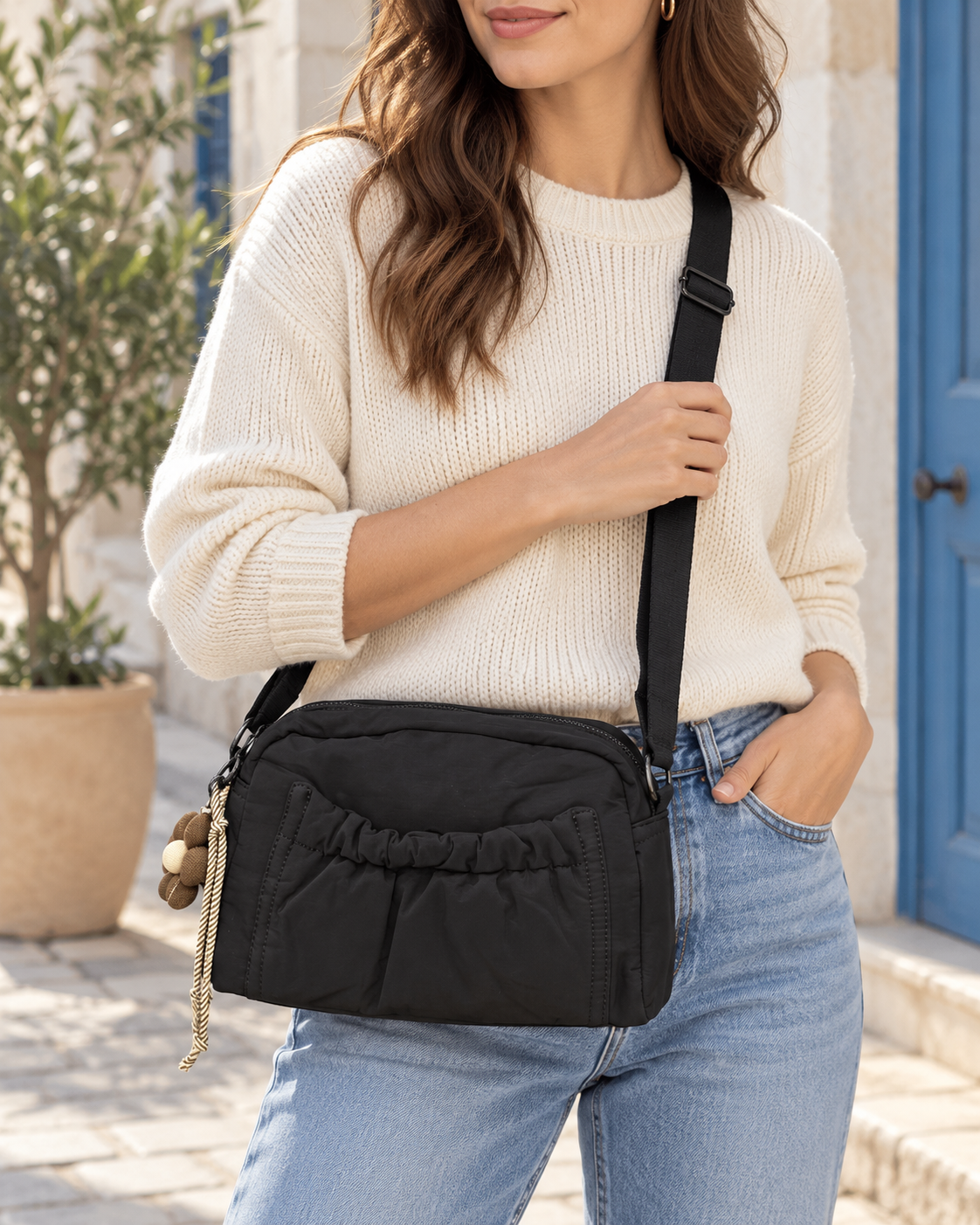 BOLSO BANDOLERA FLOWER- NEGRO