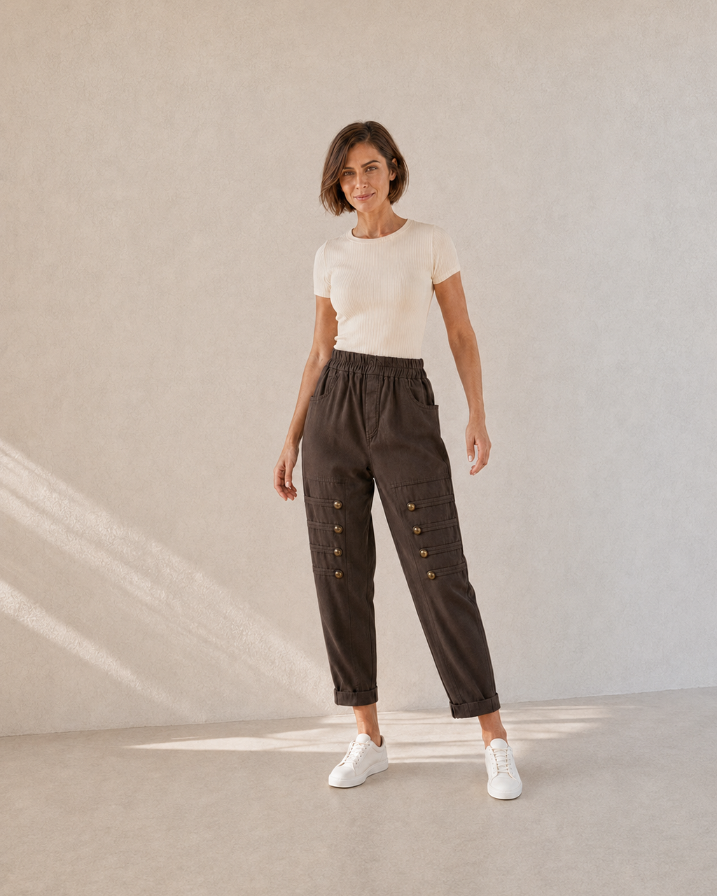PANTALÓN BOTONES B-MARRÓN