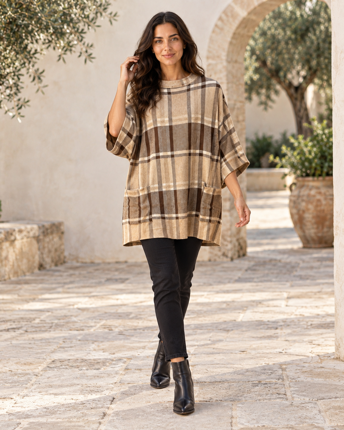 PONCHO CUADROS-BEIGE