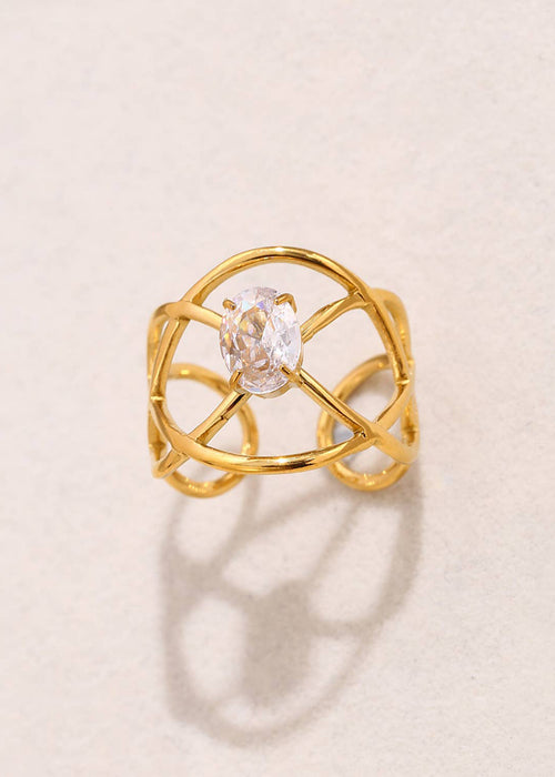 Anillo de roseta dorada con diamantes de imitación
